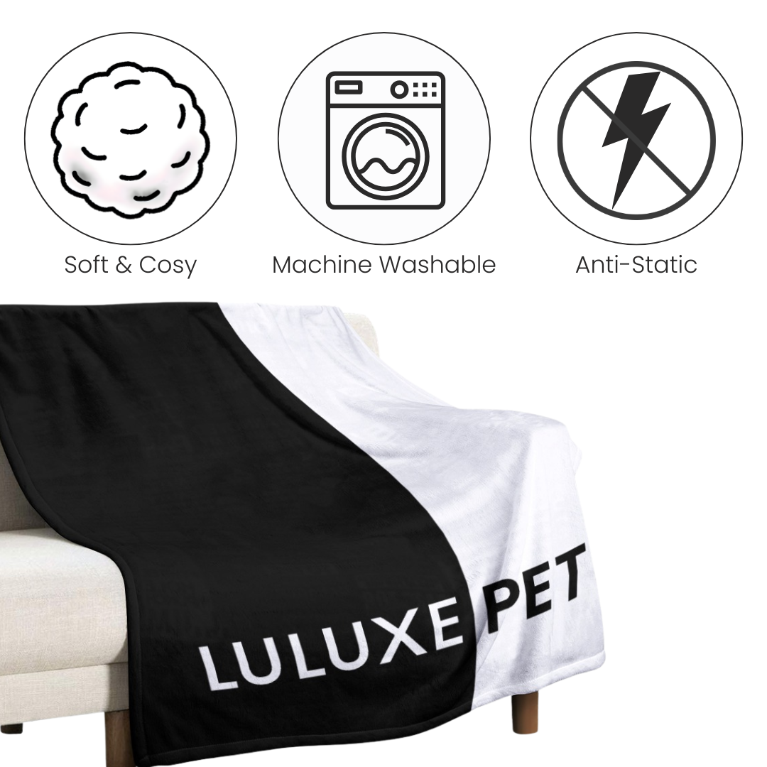 Athleisure Essentials Pet Blanket Black + White