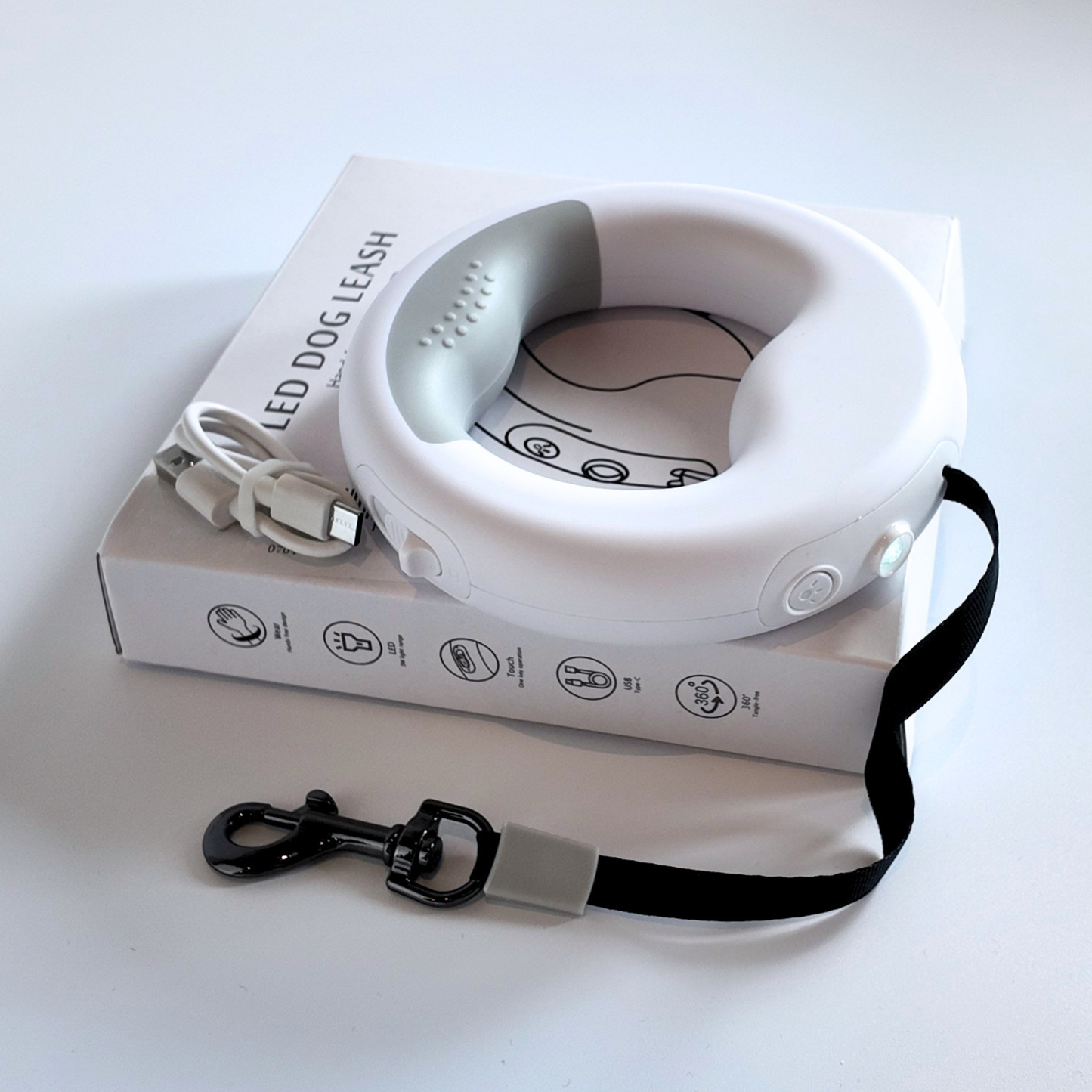 LED USB Rechargeable Retractable Dog Leash
